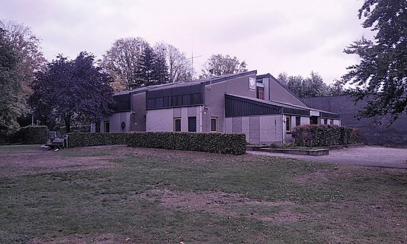 Bestand:Buitenterrein-5.jpg